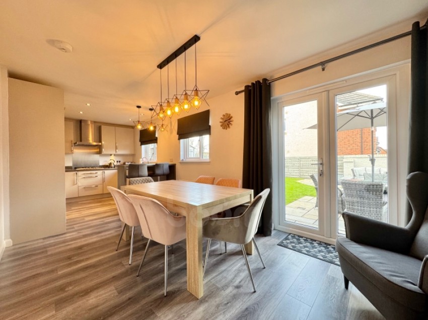 Images for 10 Roundhouse Circle, Renfrew, Renfrewshire, PA4 8FL, UK