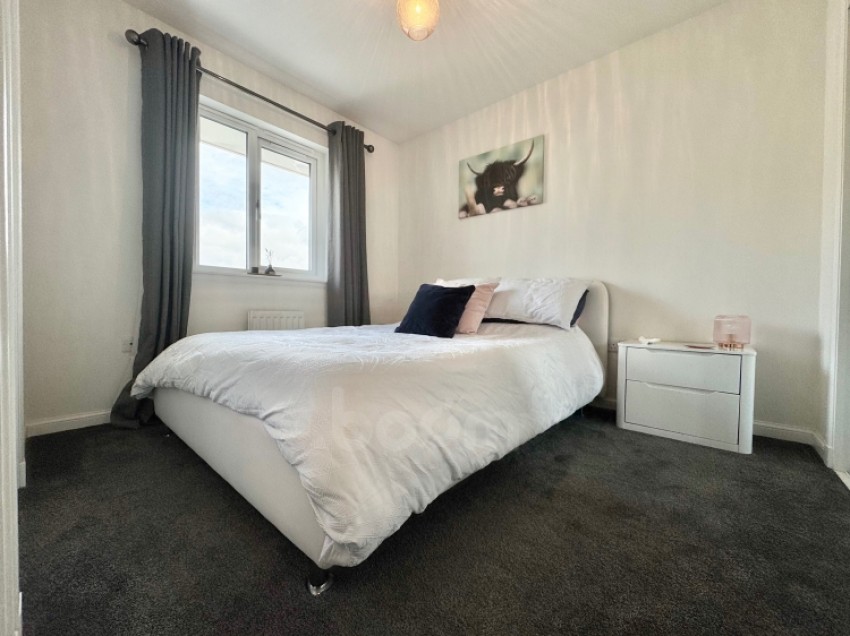 Images for 10 Roundhouse Circle, Renfrew, Renfrewshire, PA4 8FL, UK