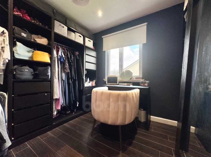 Images for 10 Roundhouse Circle, Renfrew, Renfrewshire, PA4 8FL, UK