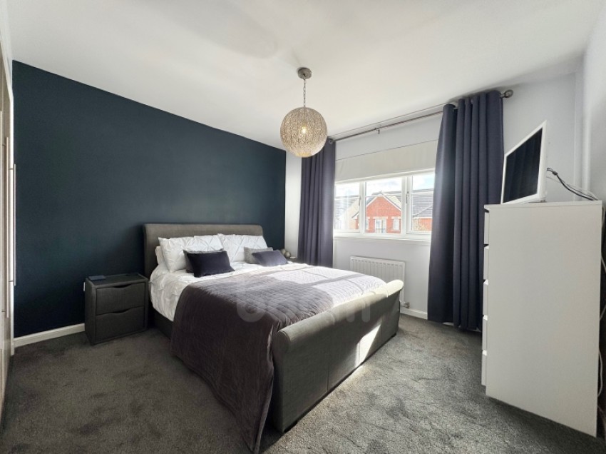 Images for 10 Roundhouse Circle, Renfrew, Renfrewshire, PA4 8FL, UK