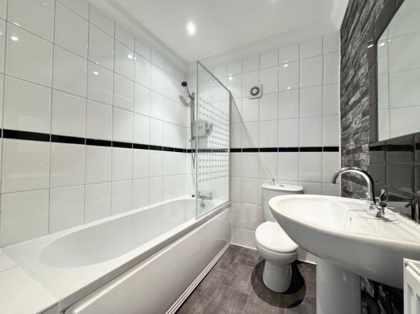 Images for 2b Knoxville Road, Kilbirnie, Ayrshire, KA25 7EB, UK