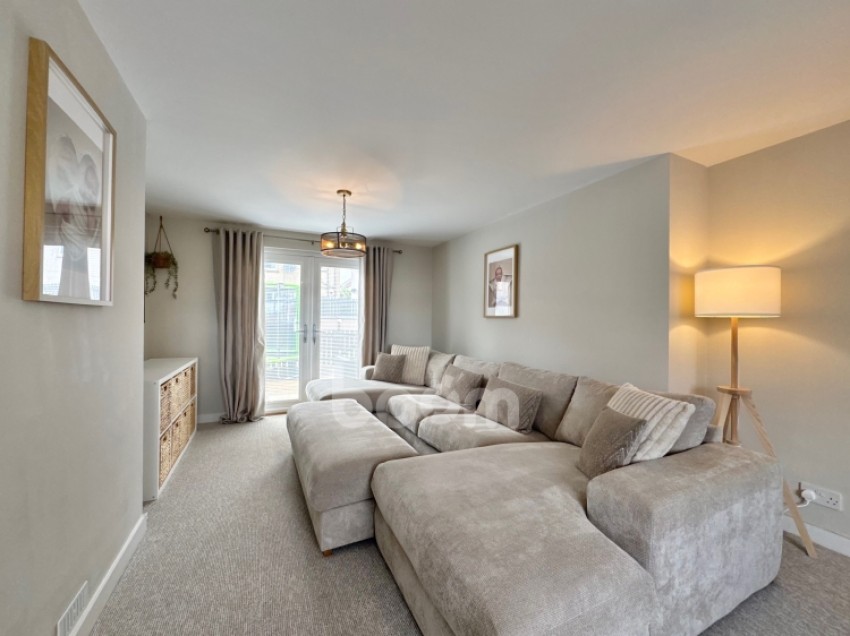 Images for 19 Ladeside Court, Kilbirnie, Ayrshire, KA25 6HE, UK