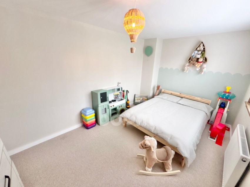 Images for 19 Ladeside Court, Kilbirnie, Ayrshire, KA25 6HE, UK