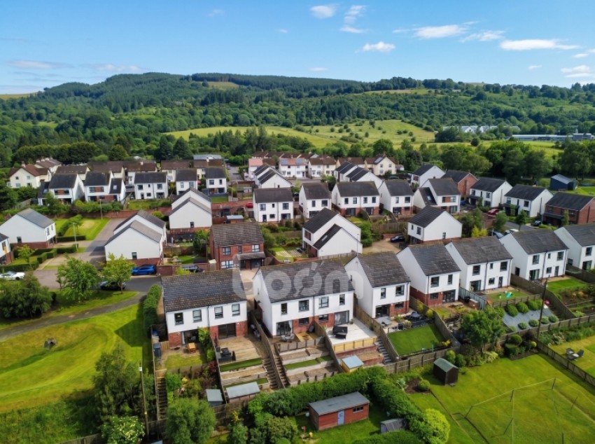 Images for 24 Midton Circle, Howwood, Johnstone, Renfrewshire, PA9 1ED, UK