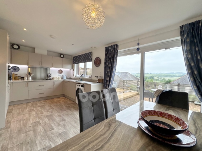 Images for 24 Midton Circle, Howwood, Johnstone, Renfrewshire, PA9 1ED, UK