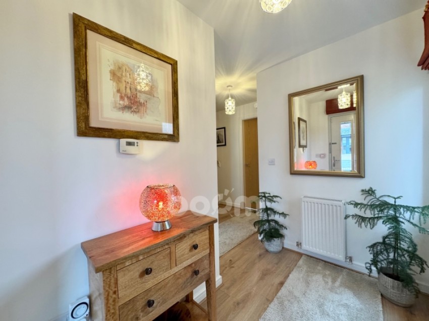 Images for 24 Midton Circle, Howwood, Johnstone, Renfrewshire, PA9 1ED, UK