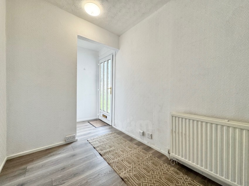 Images for 29 Treesbank, Kilwinning, Ayrshire, KA13 6LY, UK