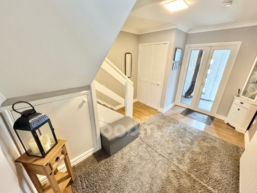 Images for 5 Swan Place, Johnstone, Renfrewshire, PA5 0SL, UK