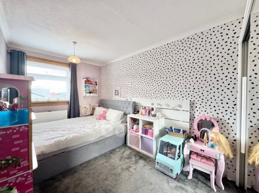 Images for 5 Swan Place, Johnstone, Renfrewshire, PA5 0SL, UK