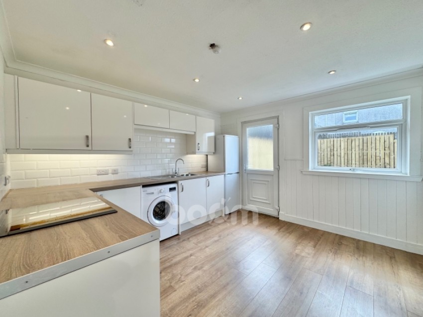 Images for 35 Holms Crescent, Erskine, Renfrewshire, PA8 6DJ, UK