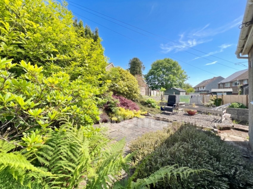 Images for 16 Antonine Road, Bearsden, Glasgow, G61 4DP, UK