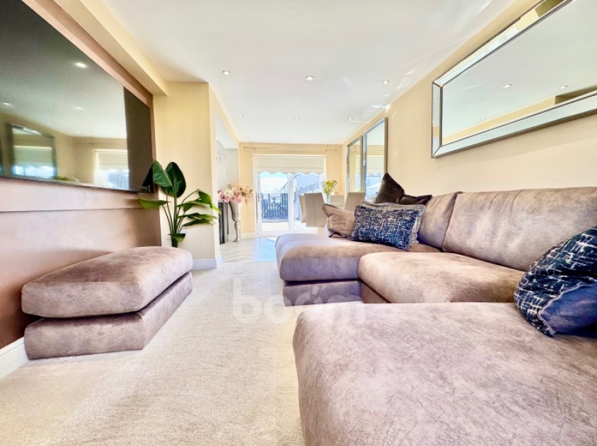Images for 35 Erskinefauld Road Linwood, Linwood, Paisley, Renfrewshire, PA3 3QG, UK