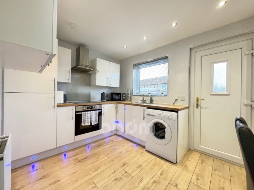 Images for 8 Rowan Place, Beith, Ayrshire, KA15 1EP, UK