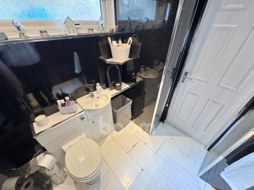 Images for 8 Rowan Place, Beith, Ayrshire, KA15 1EP, UK