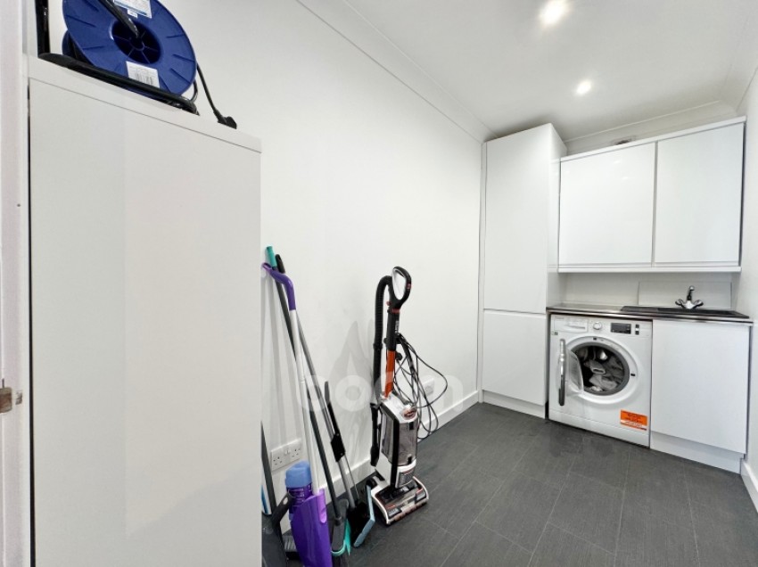 Images for 85a Eglinton Street, Beith, Ayrshire, KA15 1AJ, UK