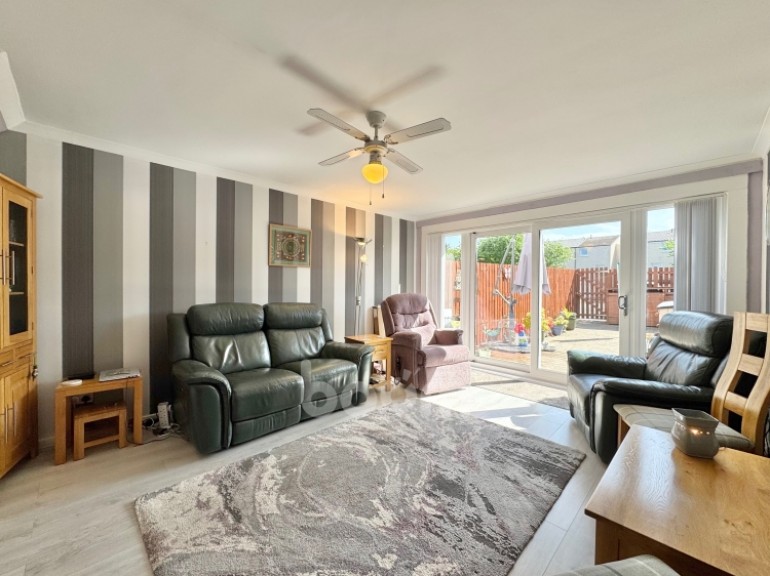 70 Sundrum Place, Kilwinning, Ayrshire, KA13 6ST, UK