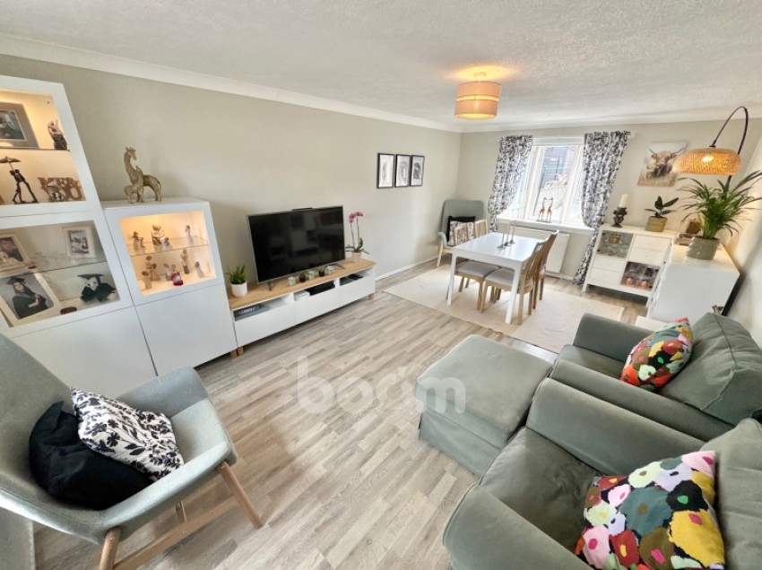 Images for 32 Blackthorn Avenue, Beith, Ayrshire, KA15 2AR, UK