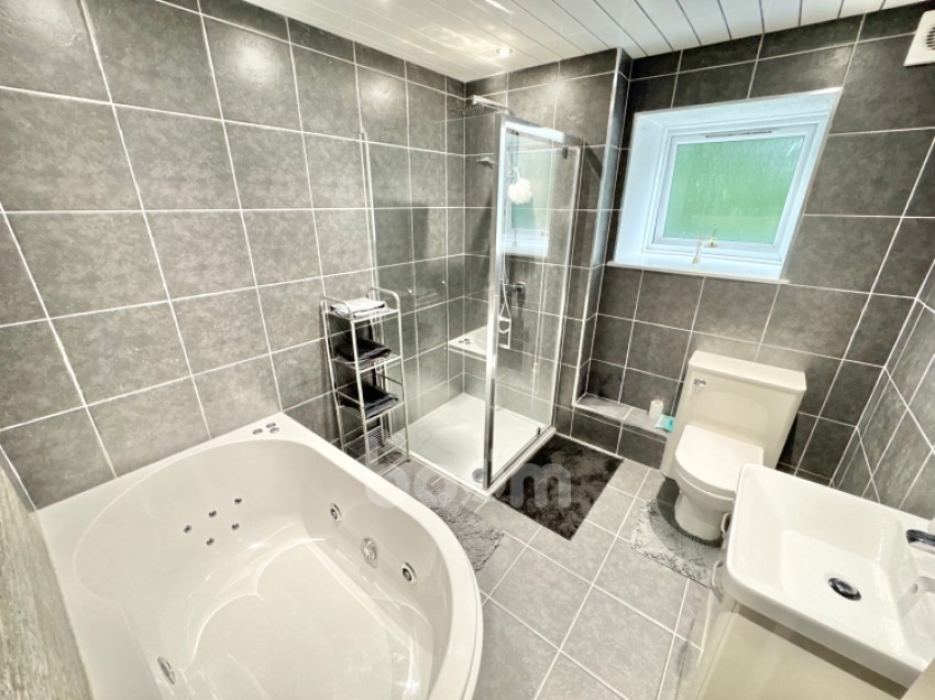 Images for 26 Head Street, Beith, Ayrshire, KA15 2EU, UK