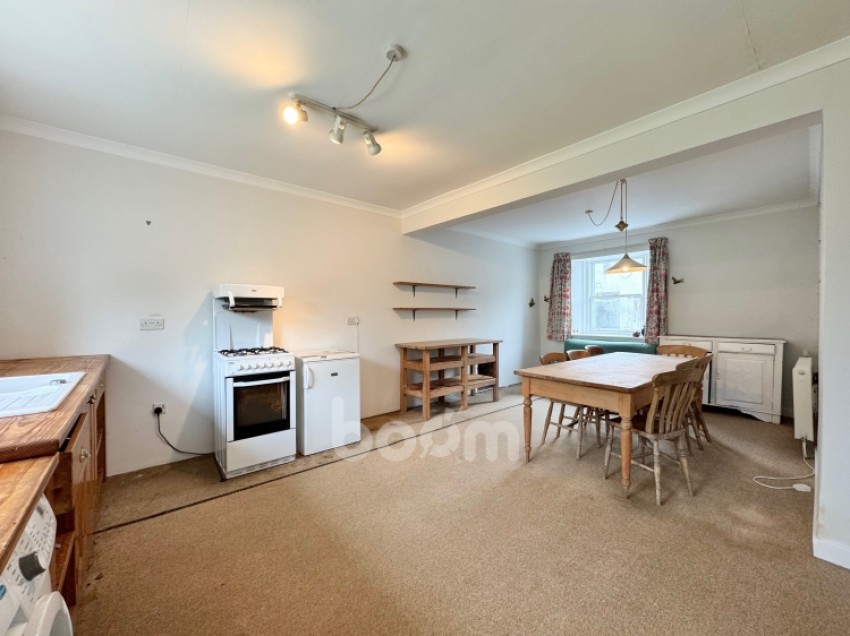 Images for 20 Calder Street, Lochwinnoch, Renfrewshire, PA12 4DD, UK