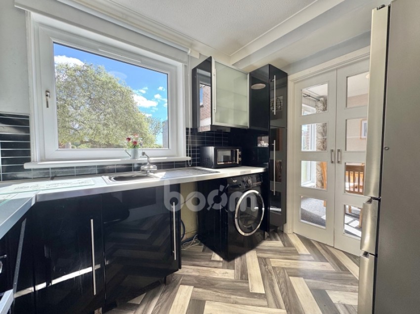 Images for 36/2 Greenlaw Drive, Paisley, Renfrewshire, PA1 3RU, UK