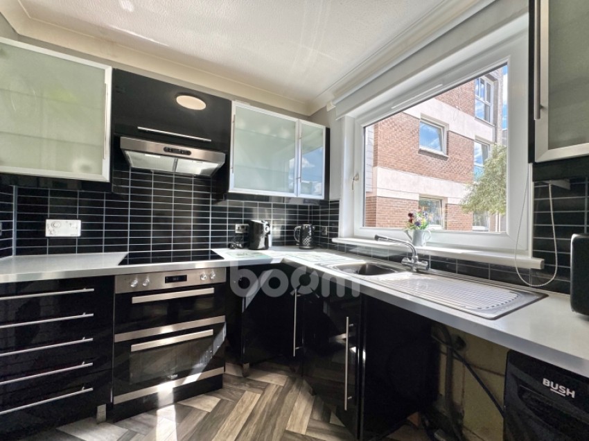 Images for 36/2 Greenlaw Drive, Paisley, Renfrewshire, PA1 3RU, UK