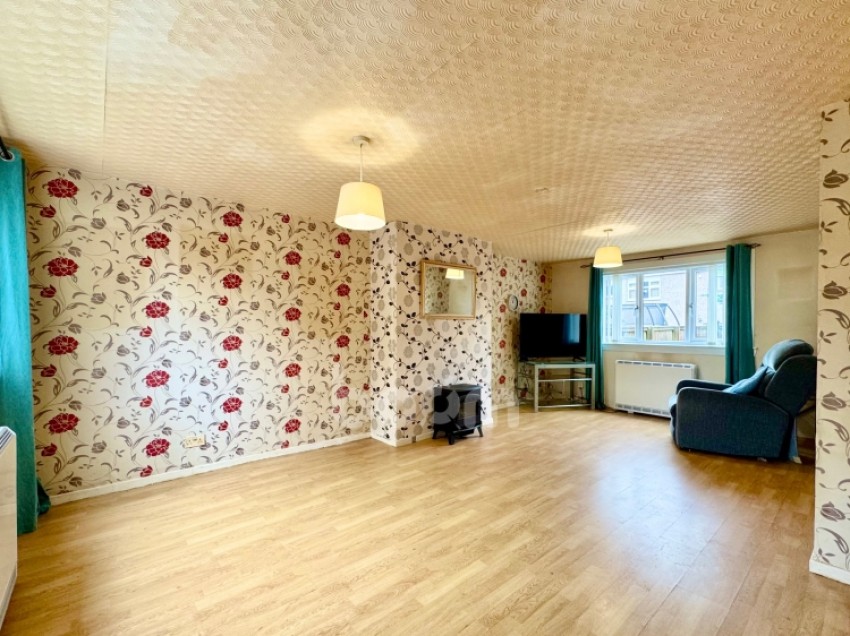 Images for 54 Ladeside Court, Kilbirnie, Ayrshire, KA25 6HF, UK