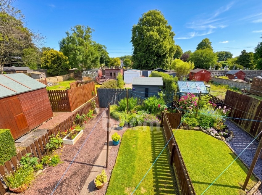 Images for 1 Eastern Crescent, Kilbirnie, Ayrshire, KA25 6JH, UK
