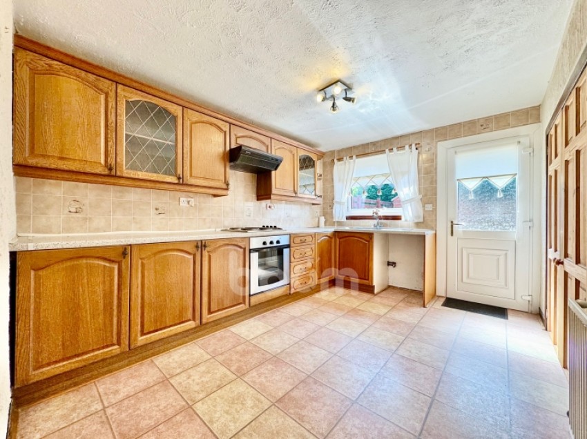 Images for 32 Chestnut Avenue, Beith, Ayrshire, KA15 1BD, UK