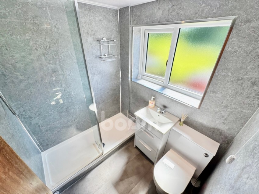 Images for 32 Chestnut Avenue, Beith, Ayrshire, KA15 1BD, UK