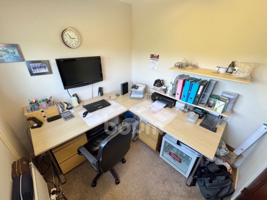 Images for 28 Langside Drive, Kilbarchan, Johnstone, Renfrewshire, PA10 2EW, UK