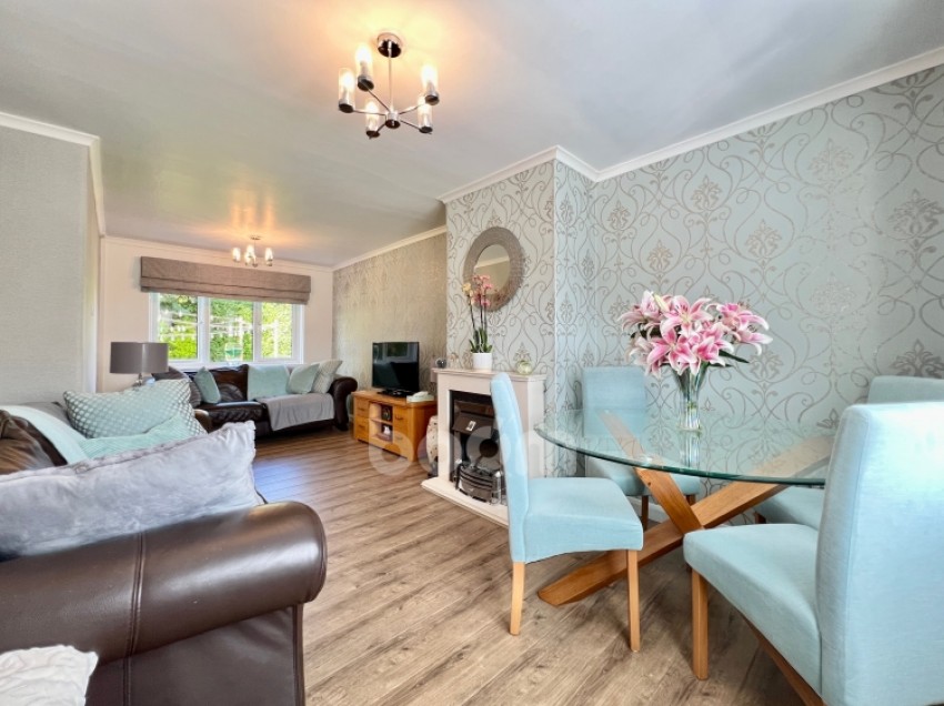 Images for 20 Avon Drive Linwood, Linwood, Paisley, Renfrewshire, PA3 3RF, UK