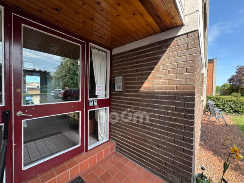 Images for 36/3 Greenlaw Drive, Paisley, Renfrewshire, PA1 3RU, UK