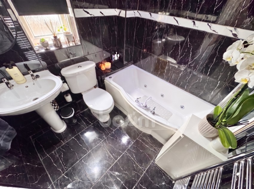 Images for 5 Park Green, Erskine, Renfrewshire, PA8 7HJ, UK