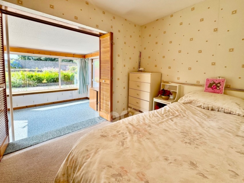Images for 14 Balfour Avenue, Beith, Ayrshire, KA15 1AP, UK
